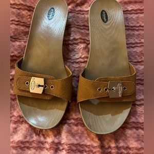 Dr Scholl’s sandals